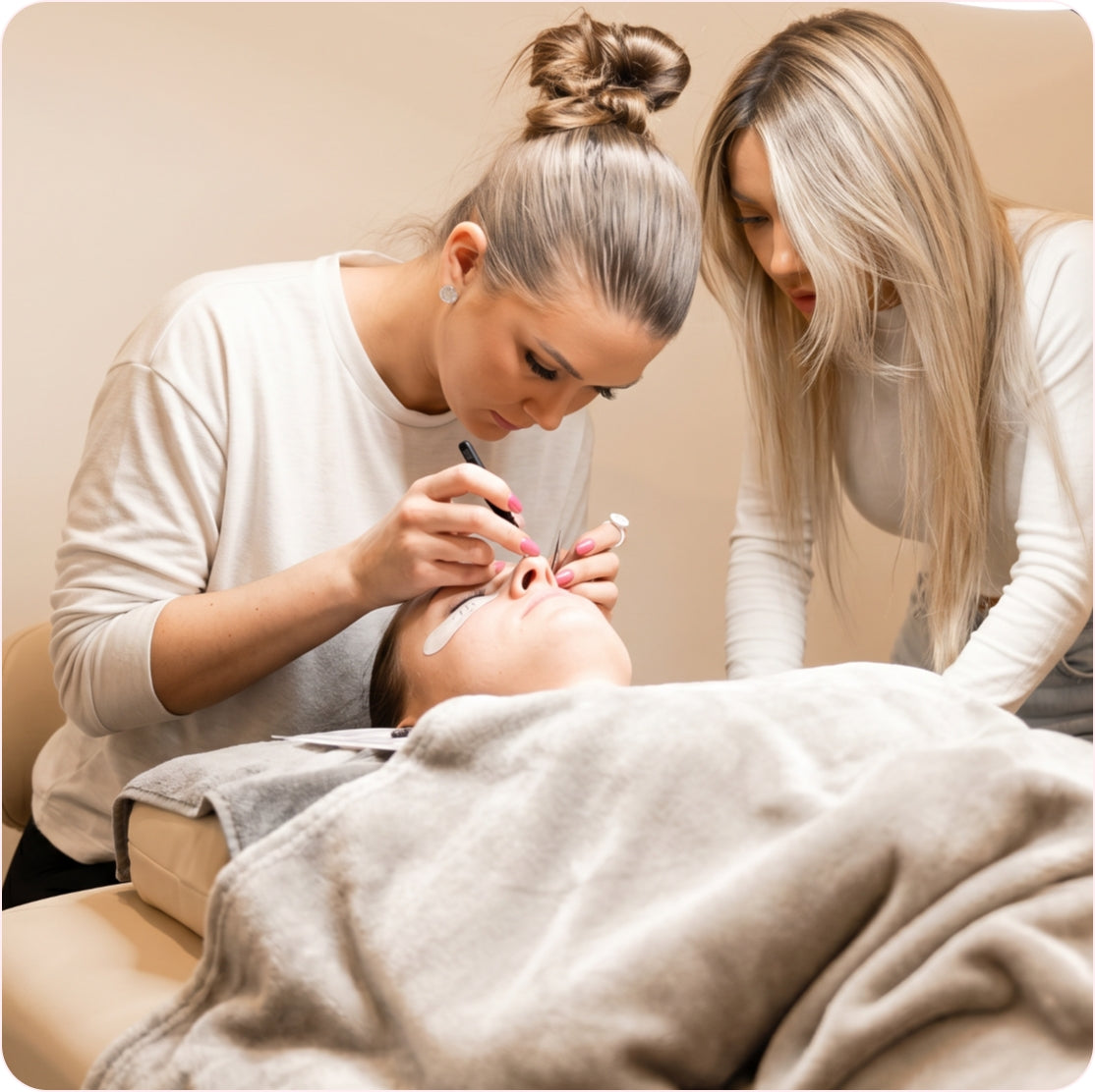 LASH ARTIST SCHNELLKURS – Academy